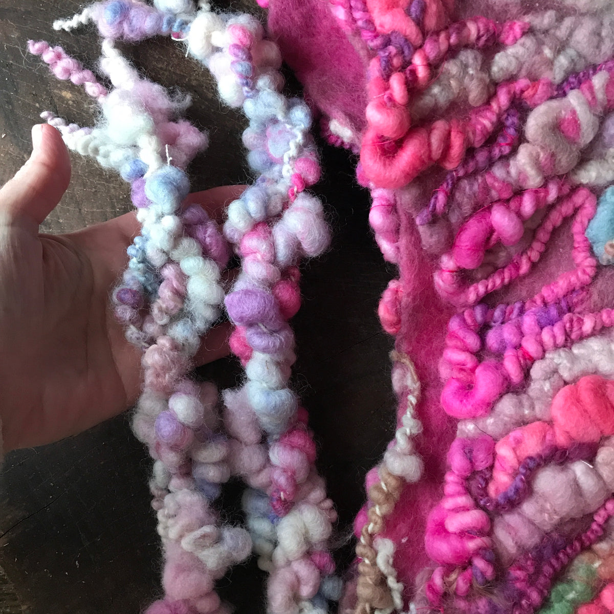 Pink felted hood Capuche rose en feutre - Mynoush