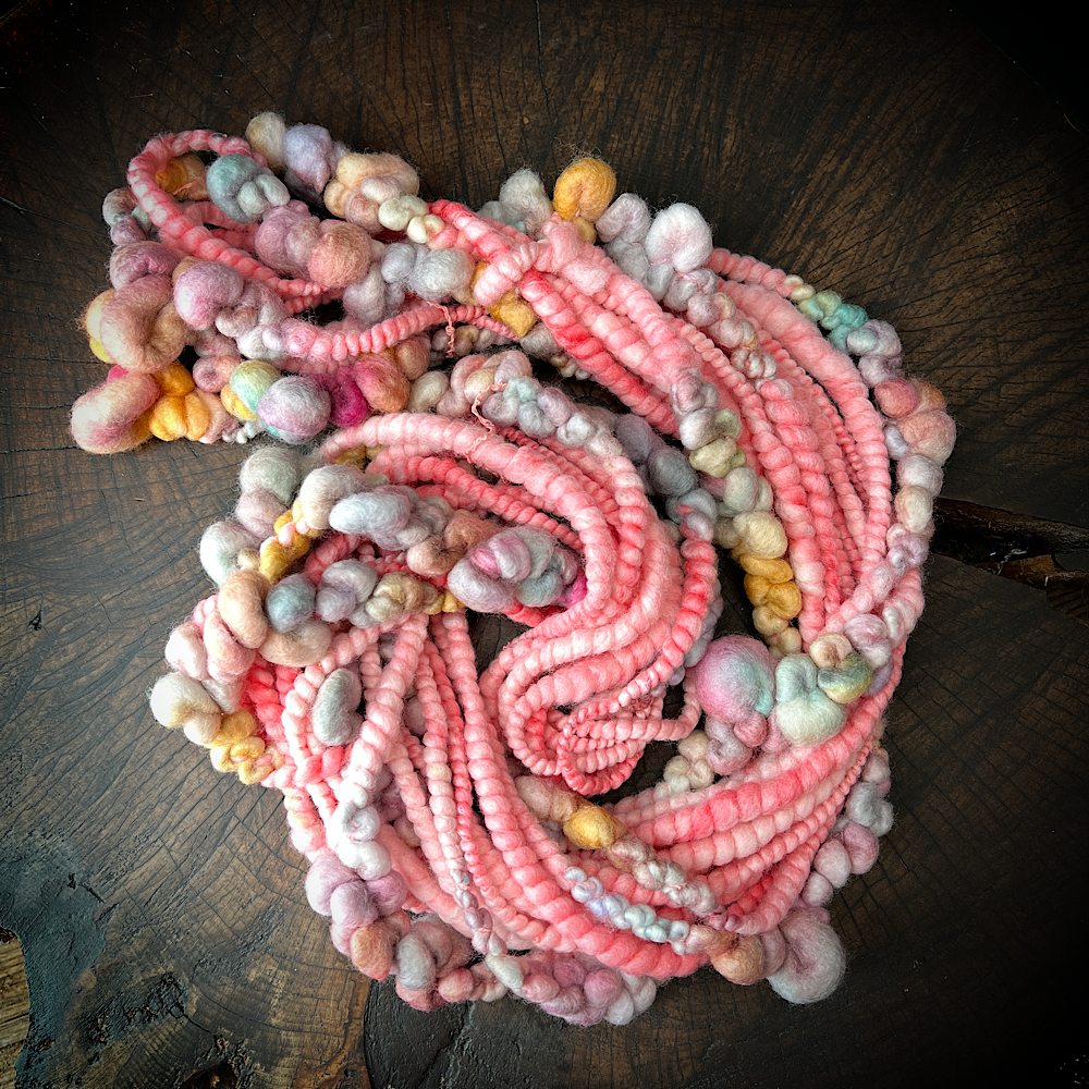 Peach rose - bubbly art yarn