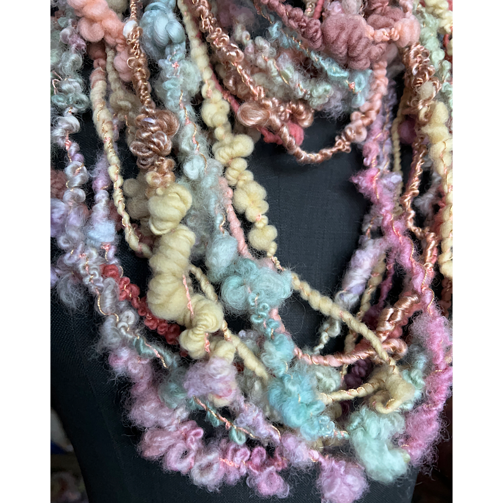 Art yarn for weaving