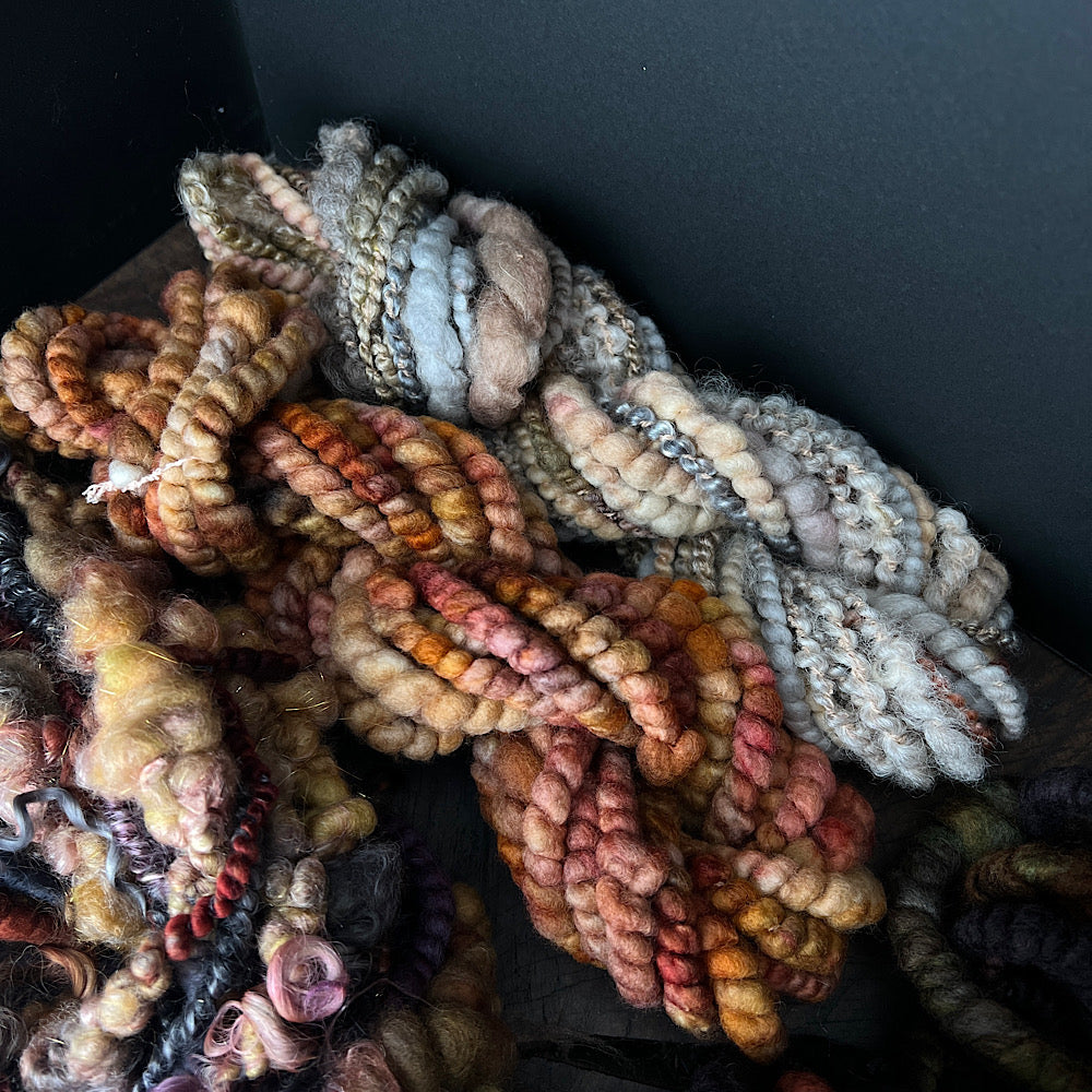 Clair obscur - large set of jumbo art yarn