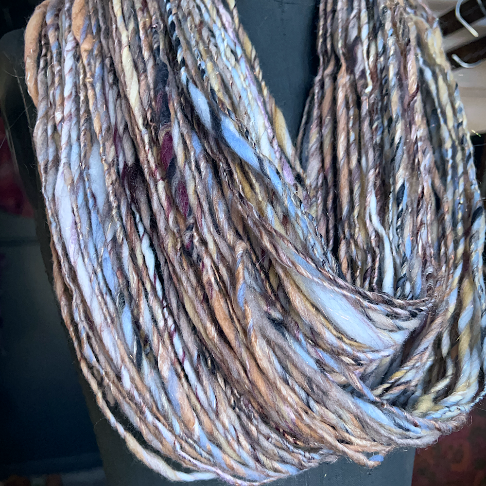 Hand spun yarn single