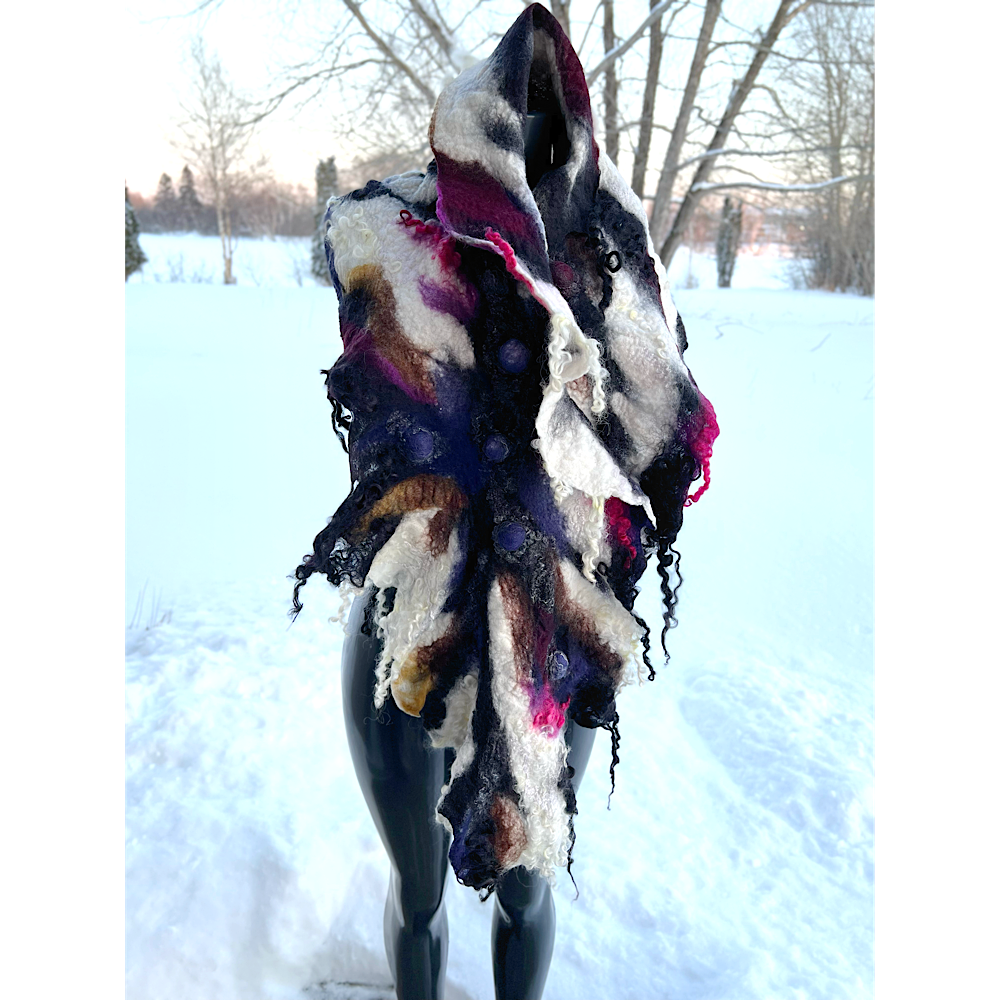 Felted scarf 2023
