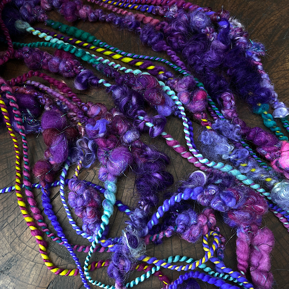 Violet intense - art yarn