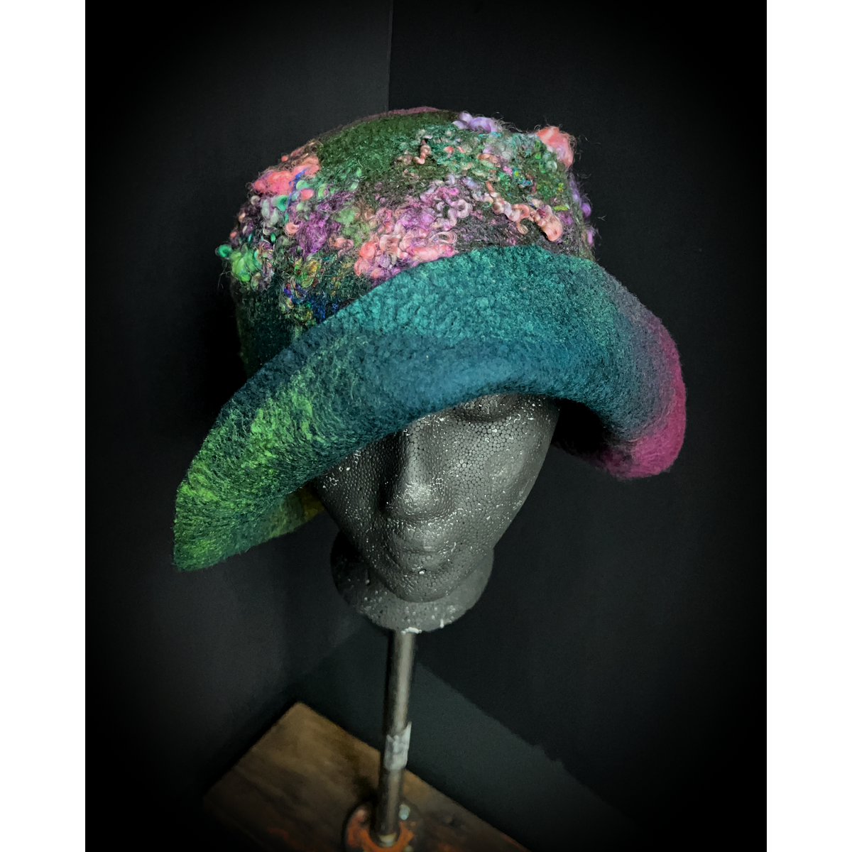 Non refundable custom fee for / Flapper hat