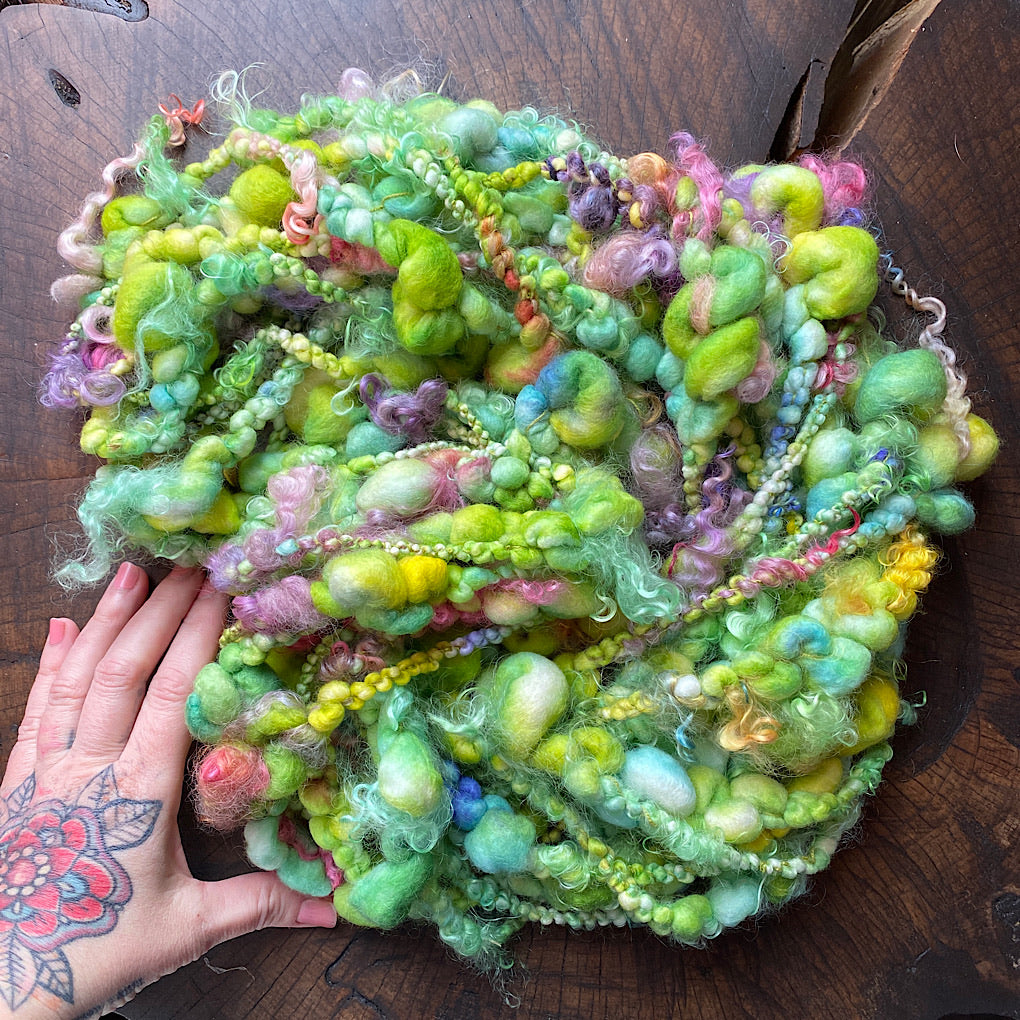 Frais du jardin Jumbo boucle Art yarn with locks