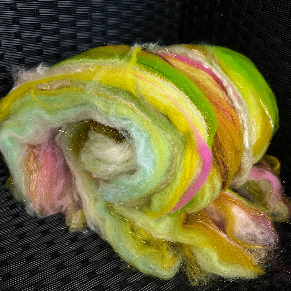 Batt for spinning yarn