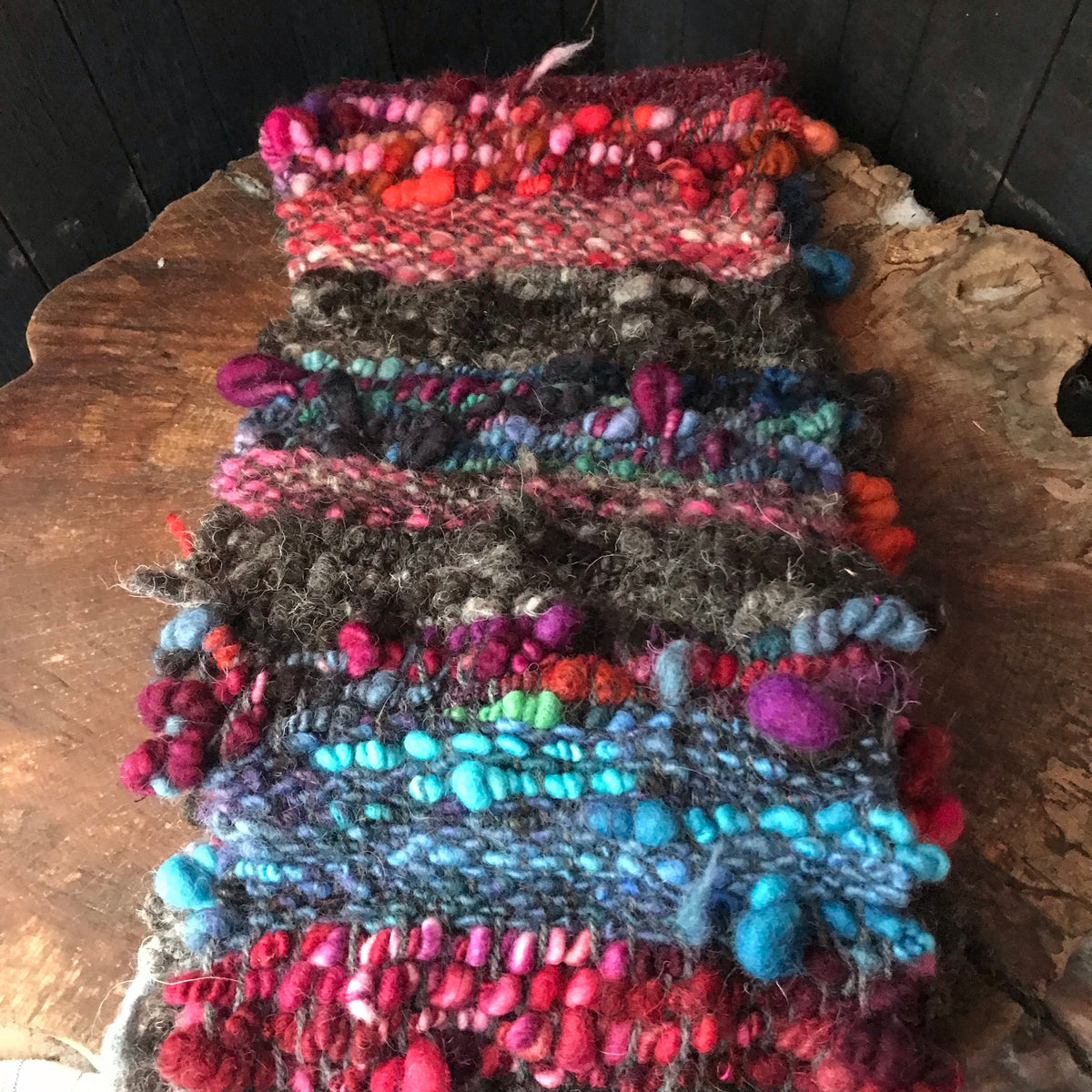 Black scarf 100% Wool - Foulard 100% laine noir - Mynoush