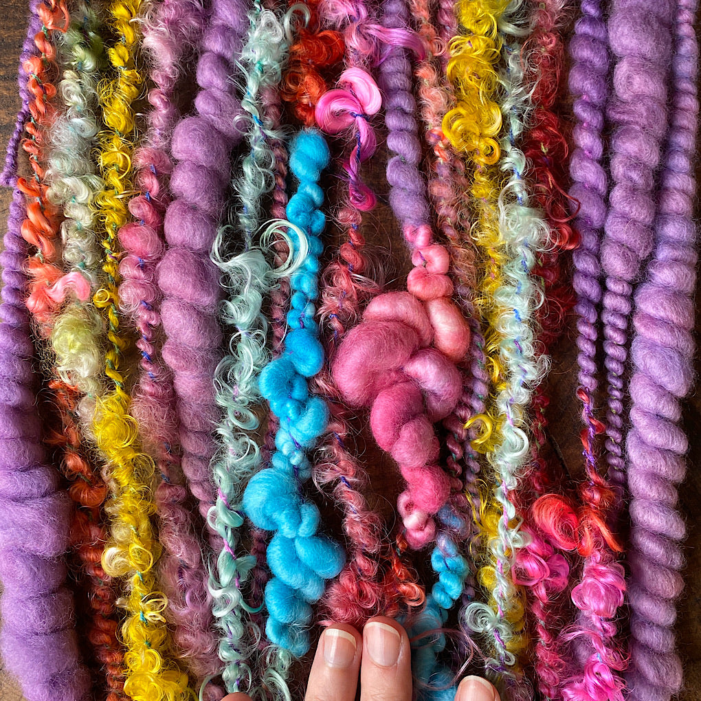 Violettes mohair art yarn