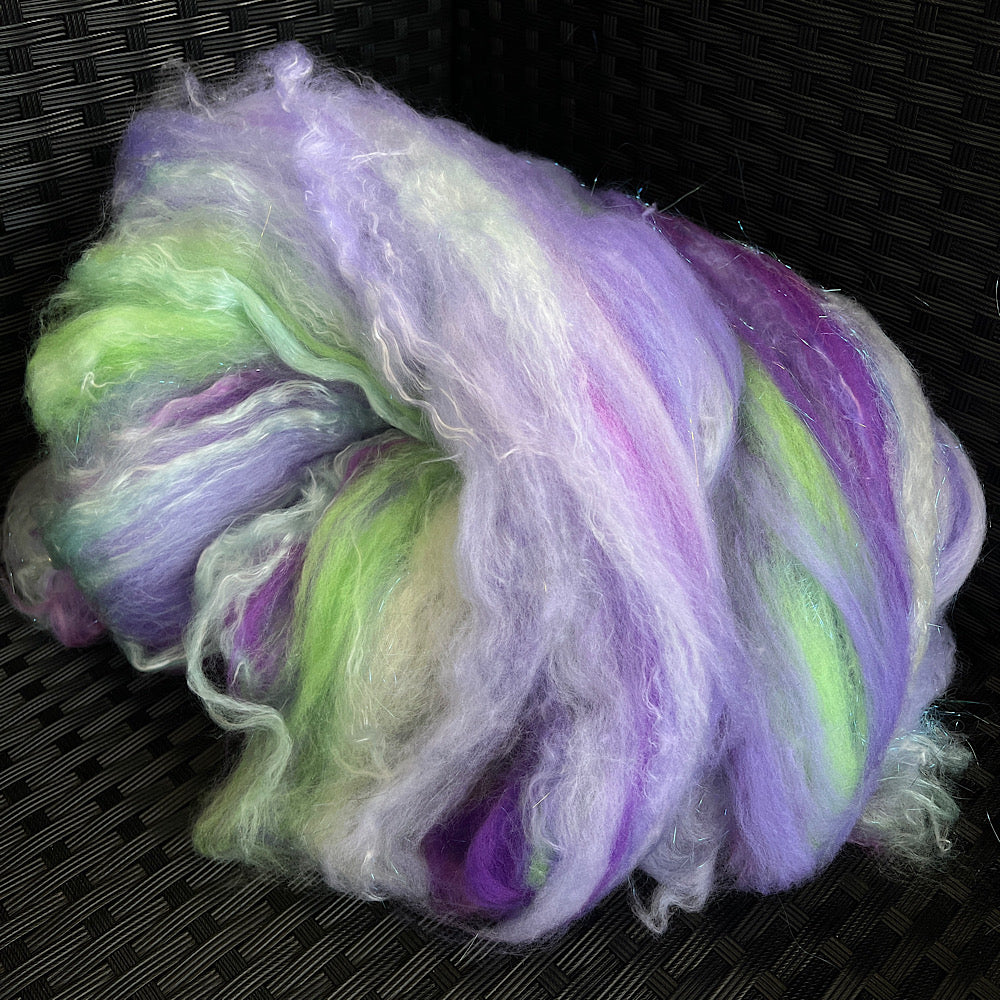 Batt for spinning yarn