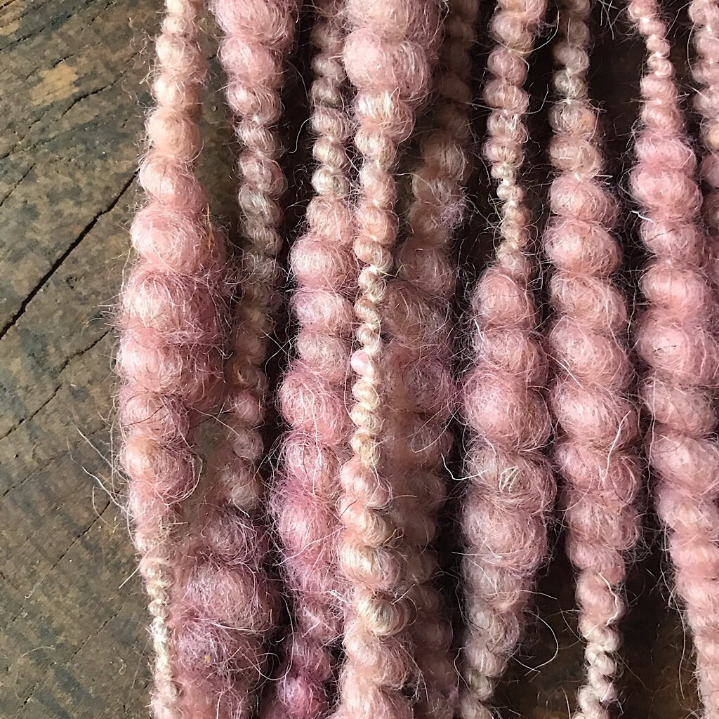 Petal weaving yarn