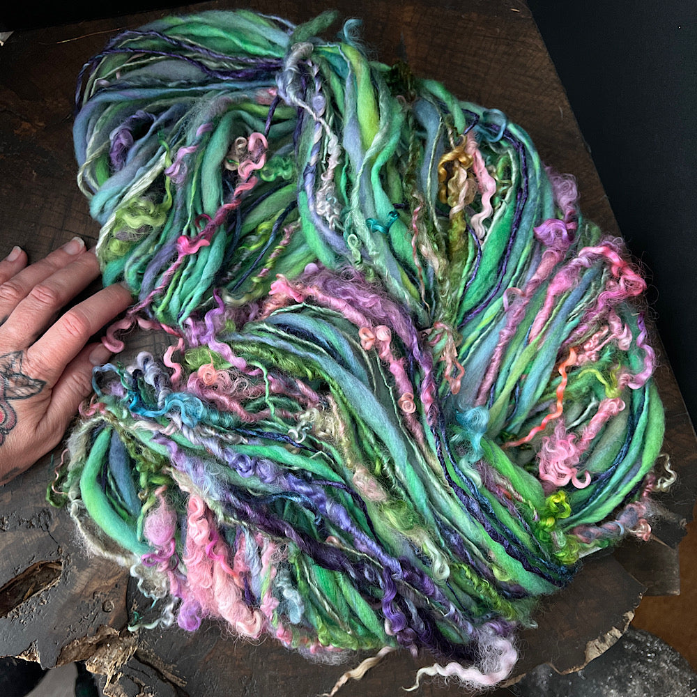 Aqua roses - single art yarn