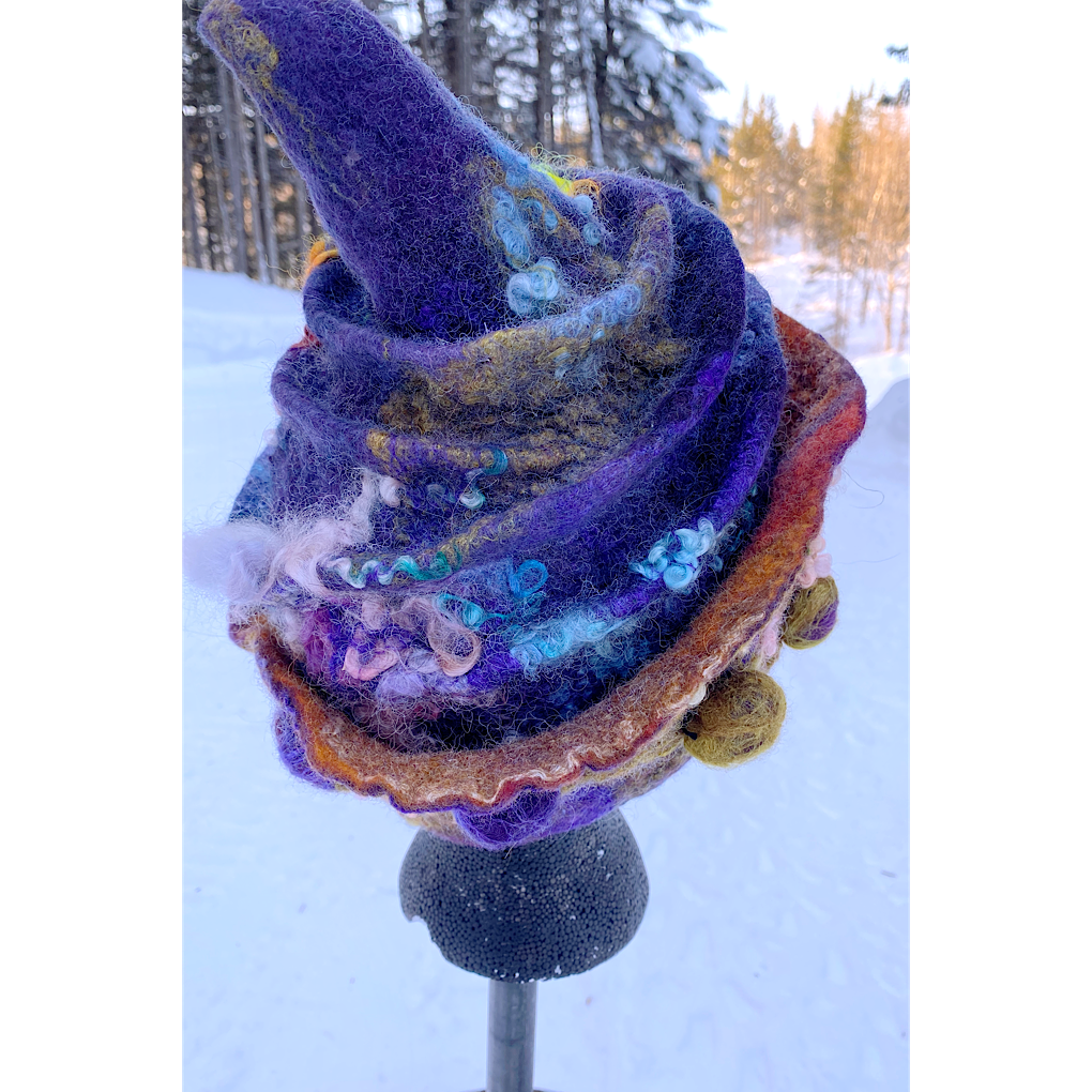 Nuit d’hiver - Felted hat 21“ small