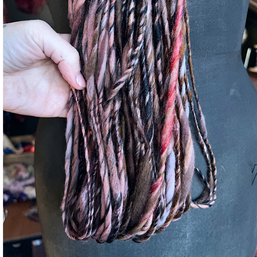 Hand spun yarn single