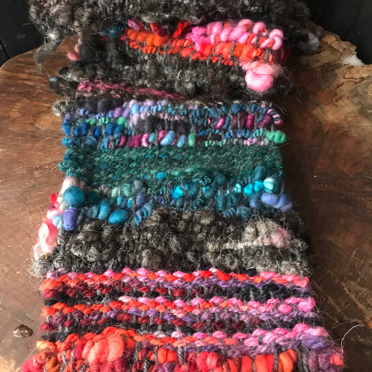 Black scarf 100% Wool - Foulard 100% laine noir - Mynoush