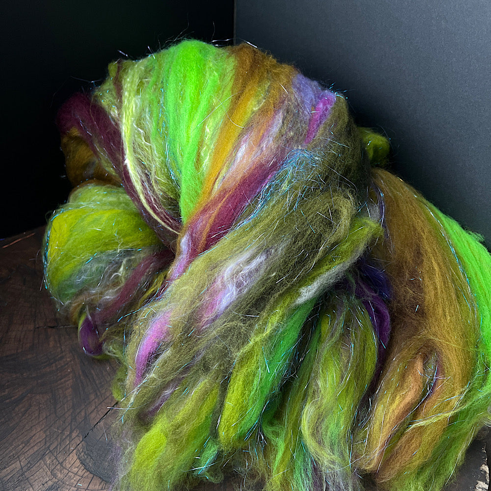 Batt for spinning yarn