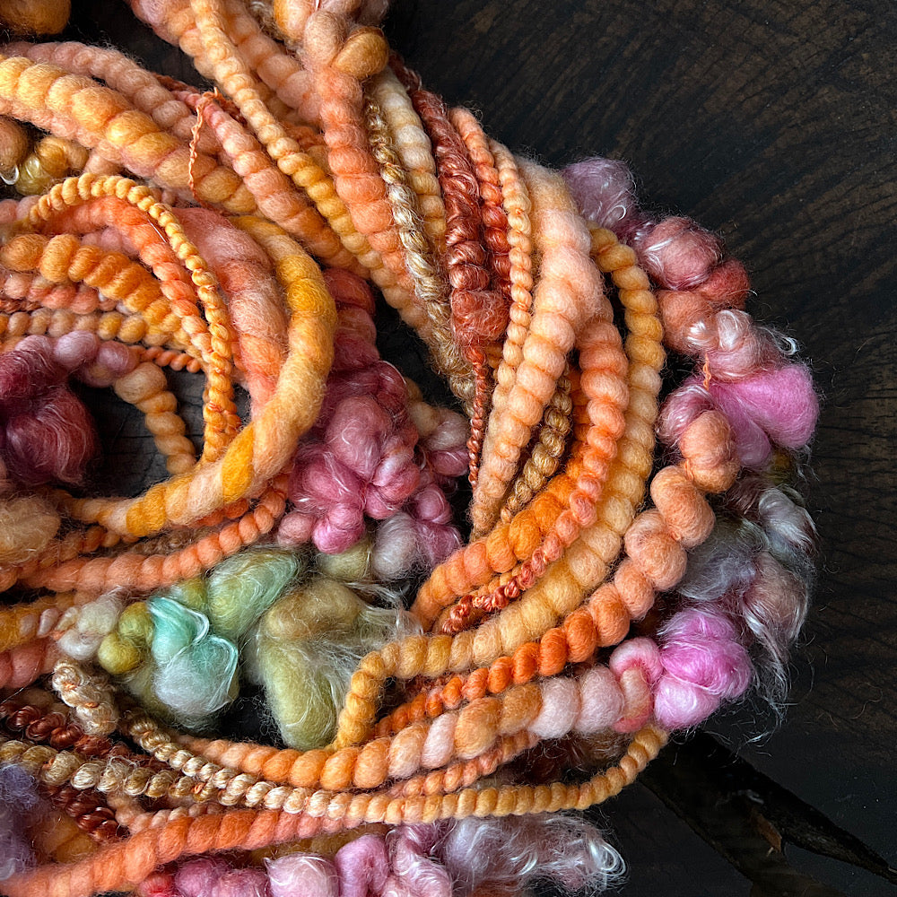 Baby carrots - bubbly art yarn