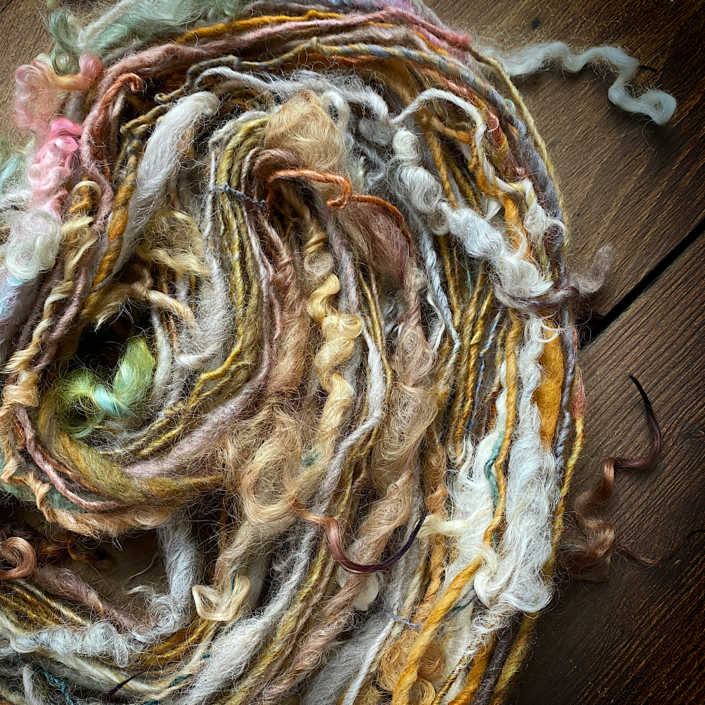 Goldie silk wool art yarn minis