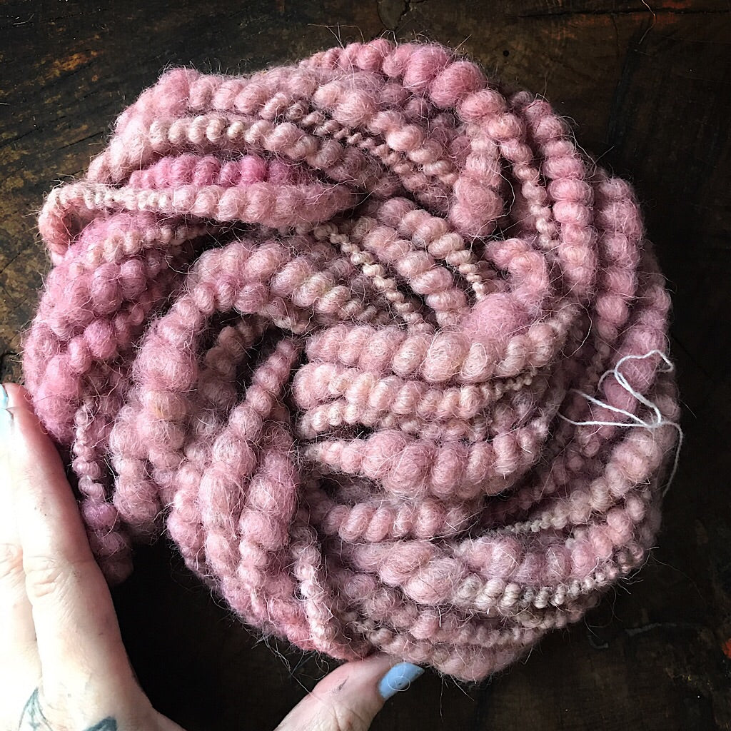 Petal weaving yarn