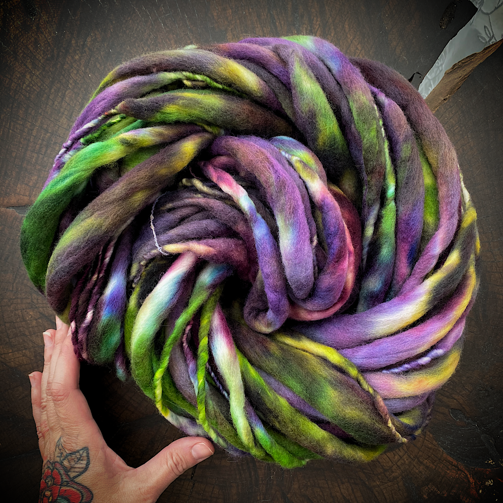 Aubergine thick and thin merino knitting yarn