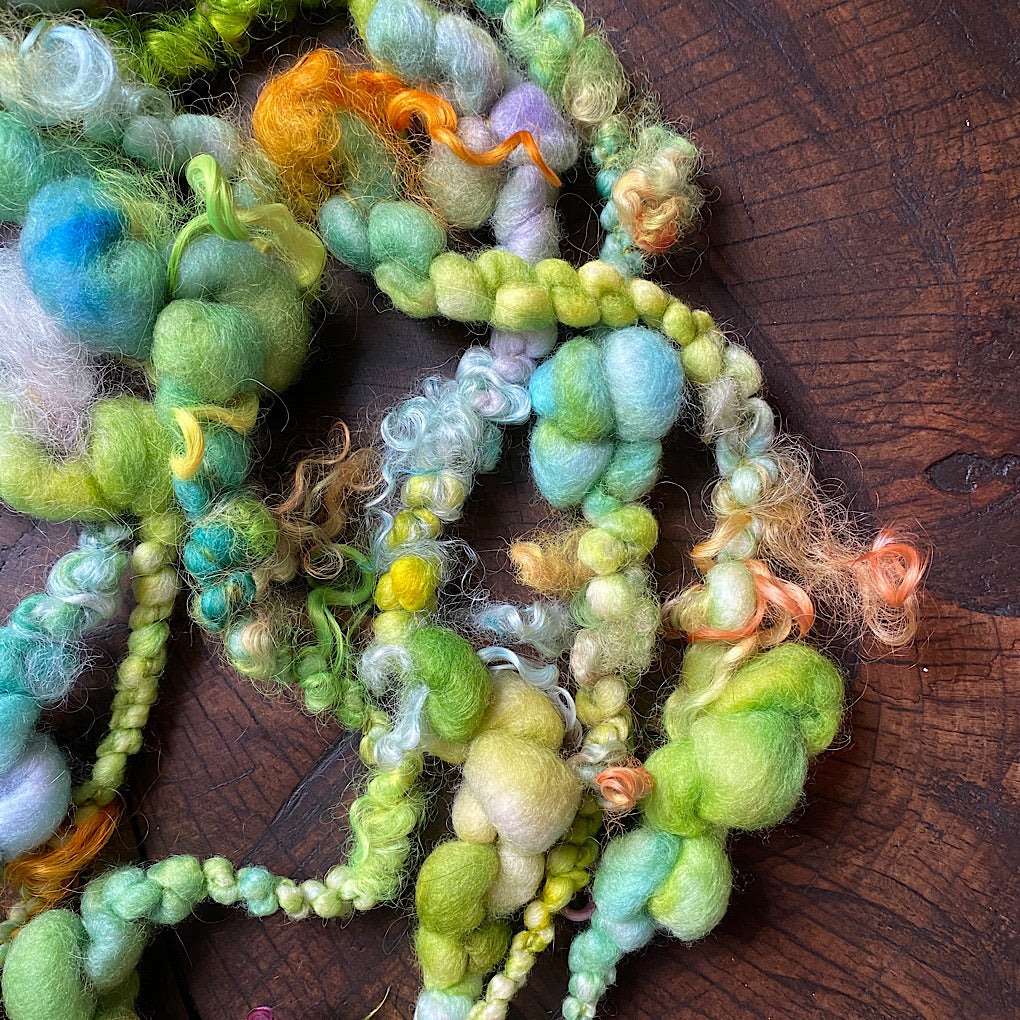 Frais du jardin Jumbo boucle Art yarn with locks
