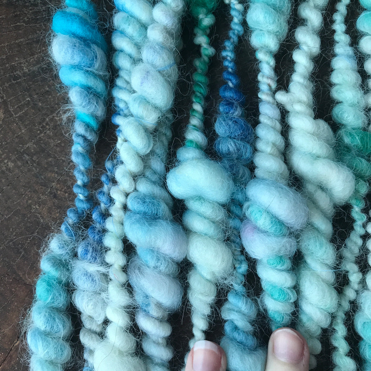 Blue  art yarn 100g - Mynoush