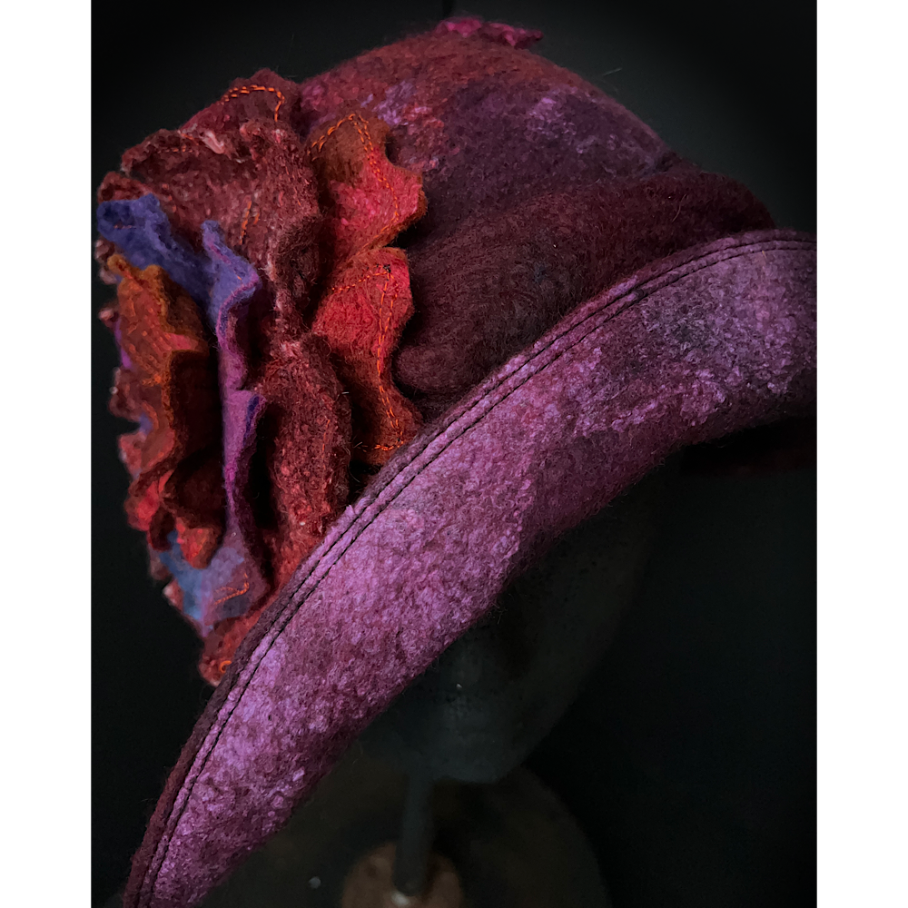 Felted flapper’s hat with rose size 24” 1/4