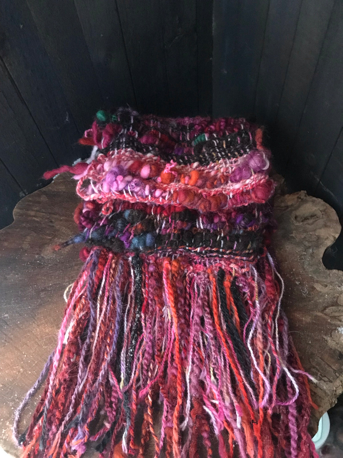 red scarf 100% Wool Hand woven 90”x9”Foulard 100% laine rouge tissé main 90”x9” - Mynoush