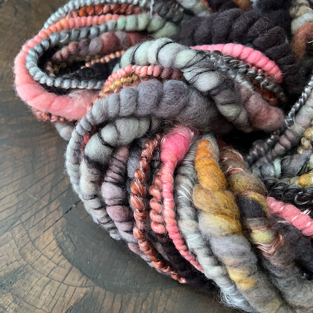 Golden rose - set of jumbo art yarn