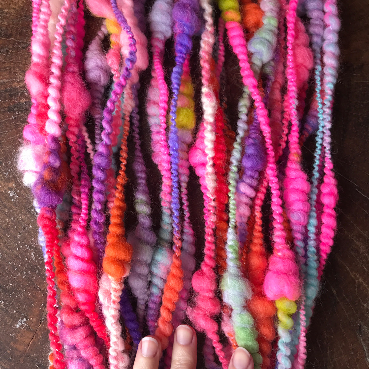 Rainbow  art yarn 100g - Mynoush