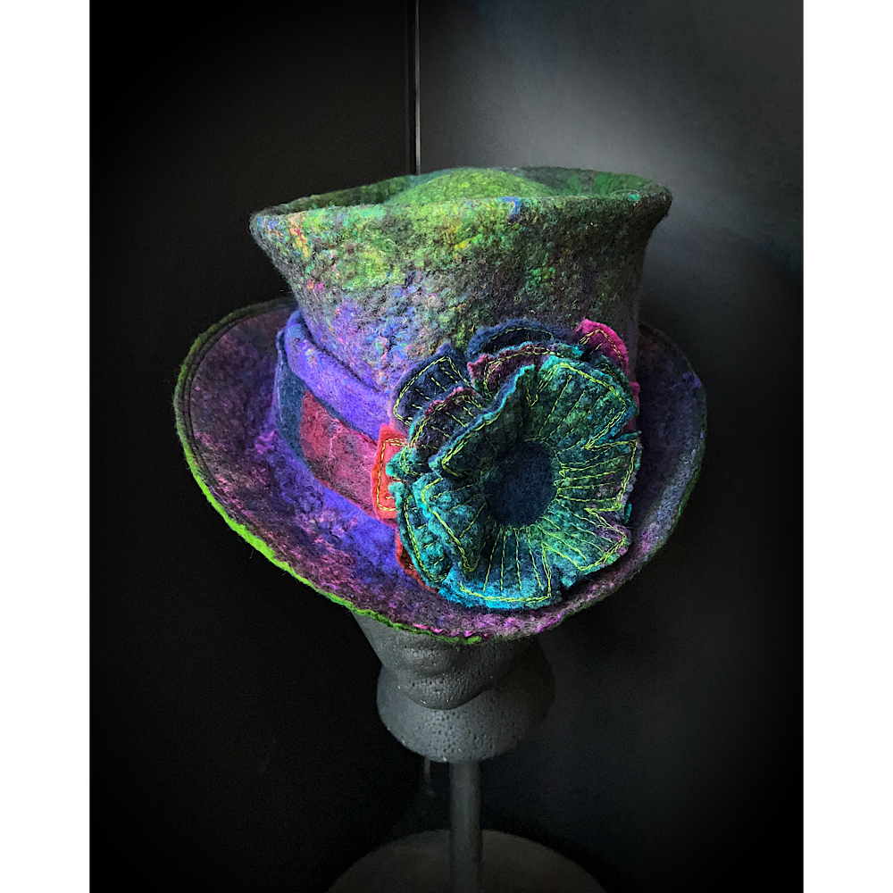 Felted top hat with flower - 23”