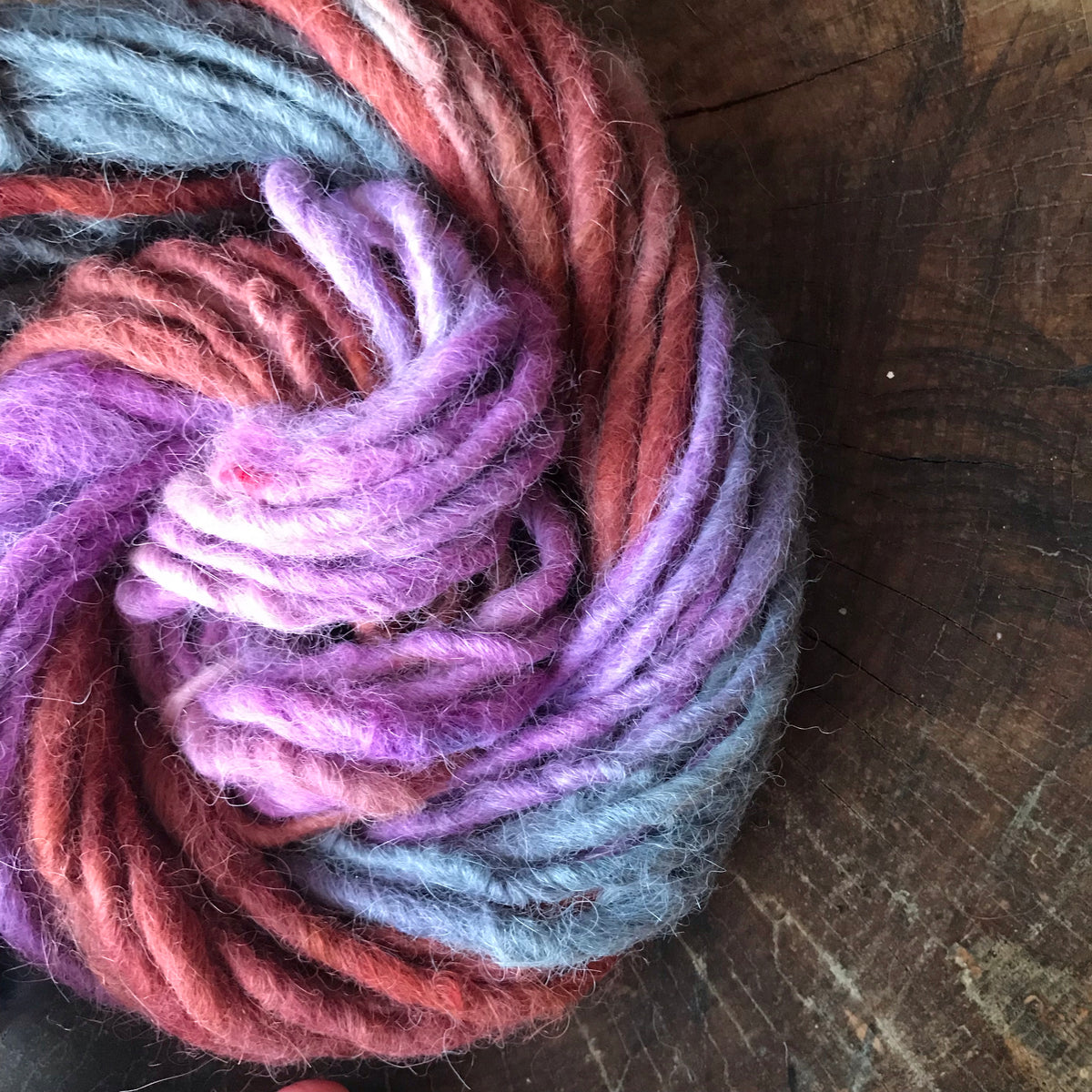 Purple  hand spun yarn 110g 25y - Mynoush