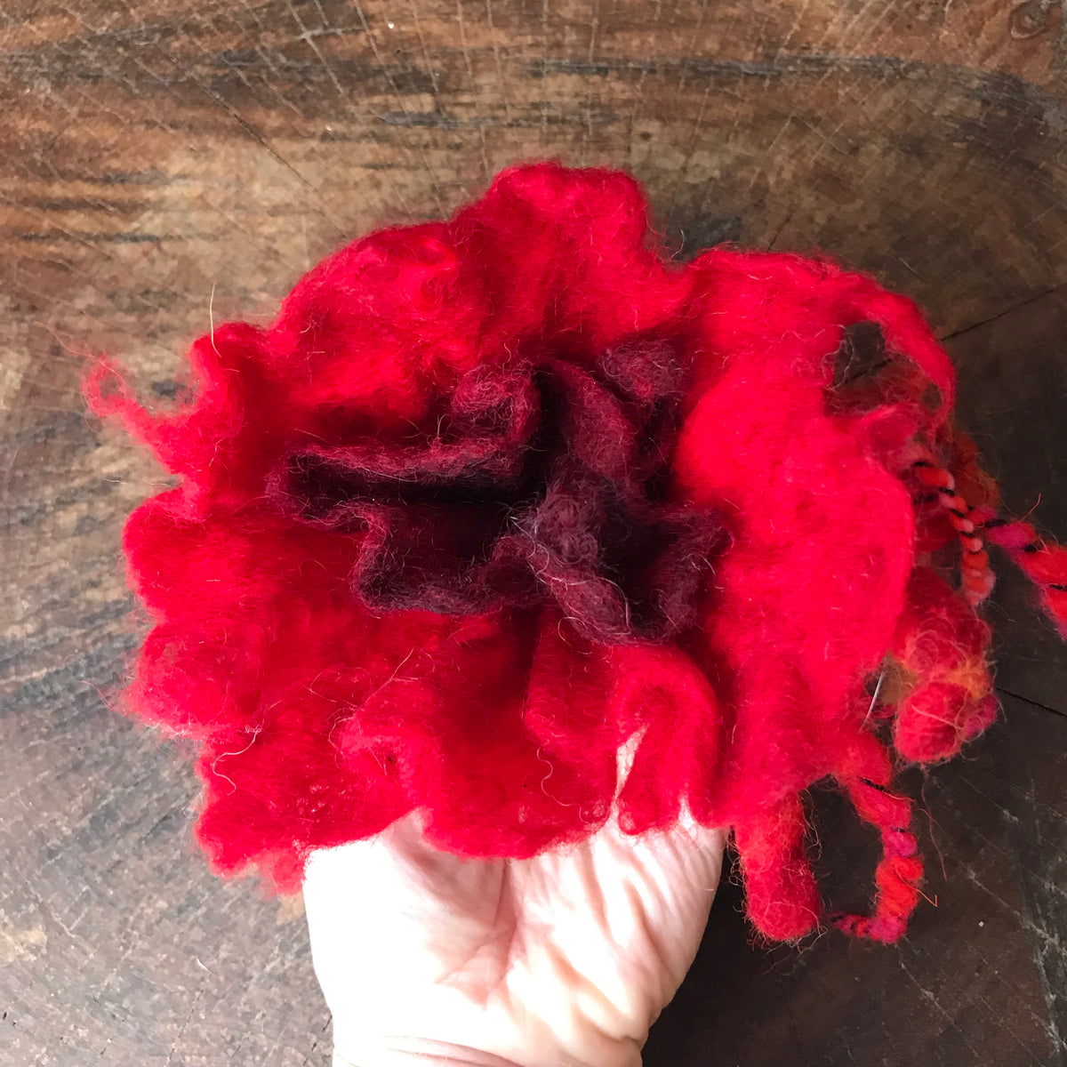 Flower brooch Broche fleur - Mynoush