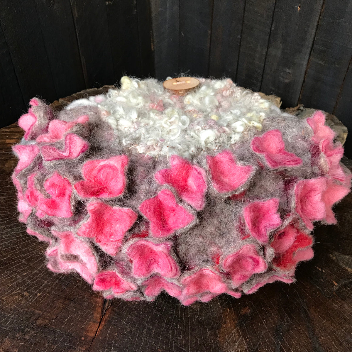 Felted handbag #4 with pink flowers - Mynoush