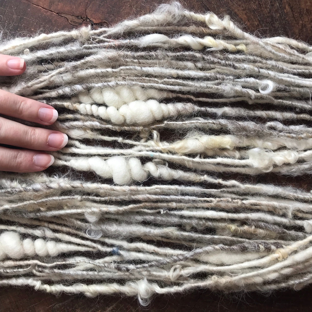 Natural white textured wool yarn 100 grams - Mynoush