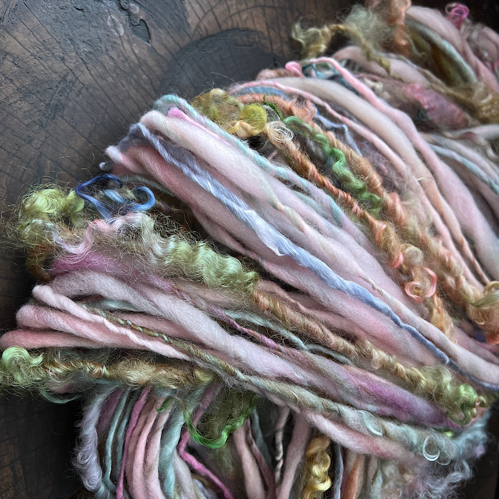 Porcelain garden single art yarn