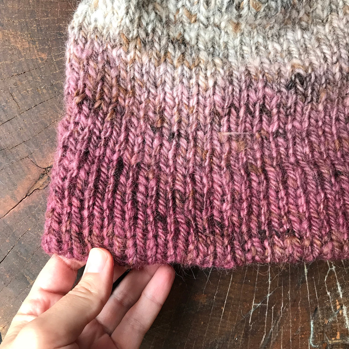 Grey and burgundy beanie 95% wool 5% alpaca One size - Mynoush