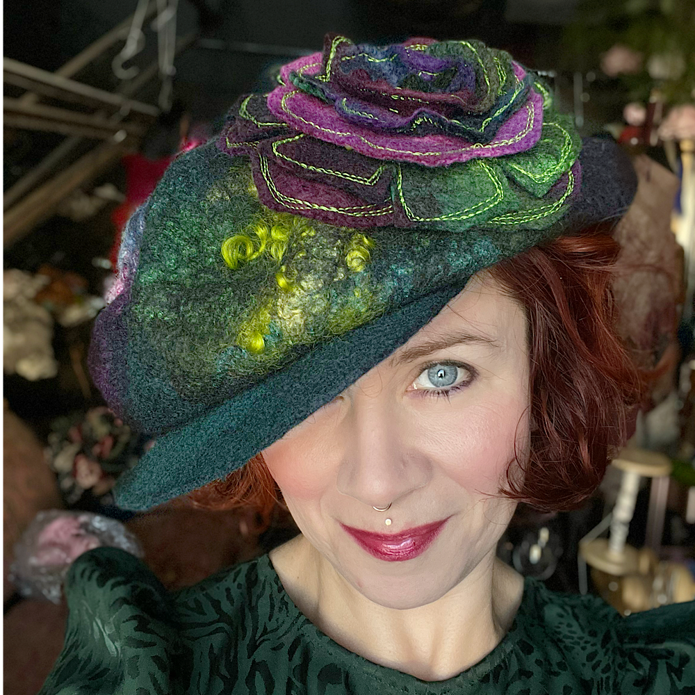 Felted oversized newsboy hat size 23.5”
