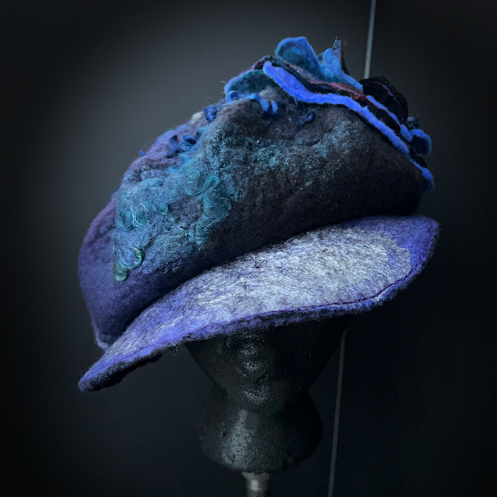 Felted oversized newsboy hat size 23.5”