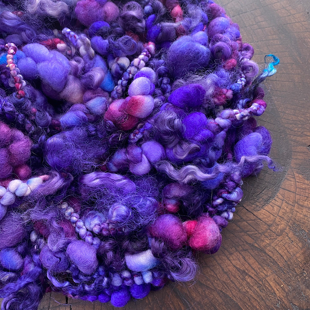 The Purple one - Jumbo boucle Art yarn