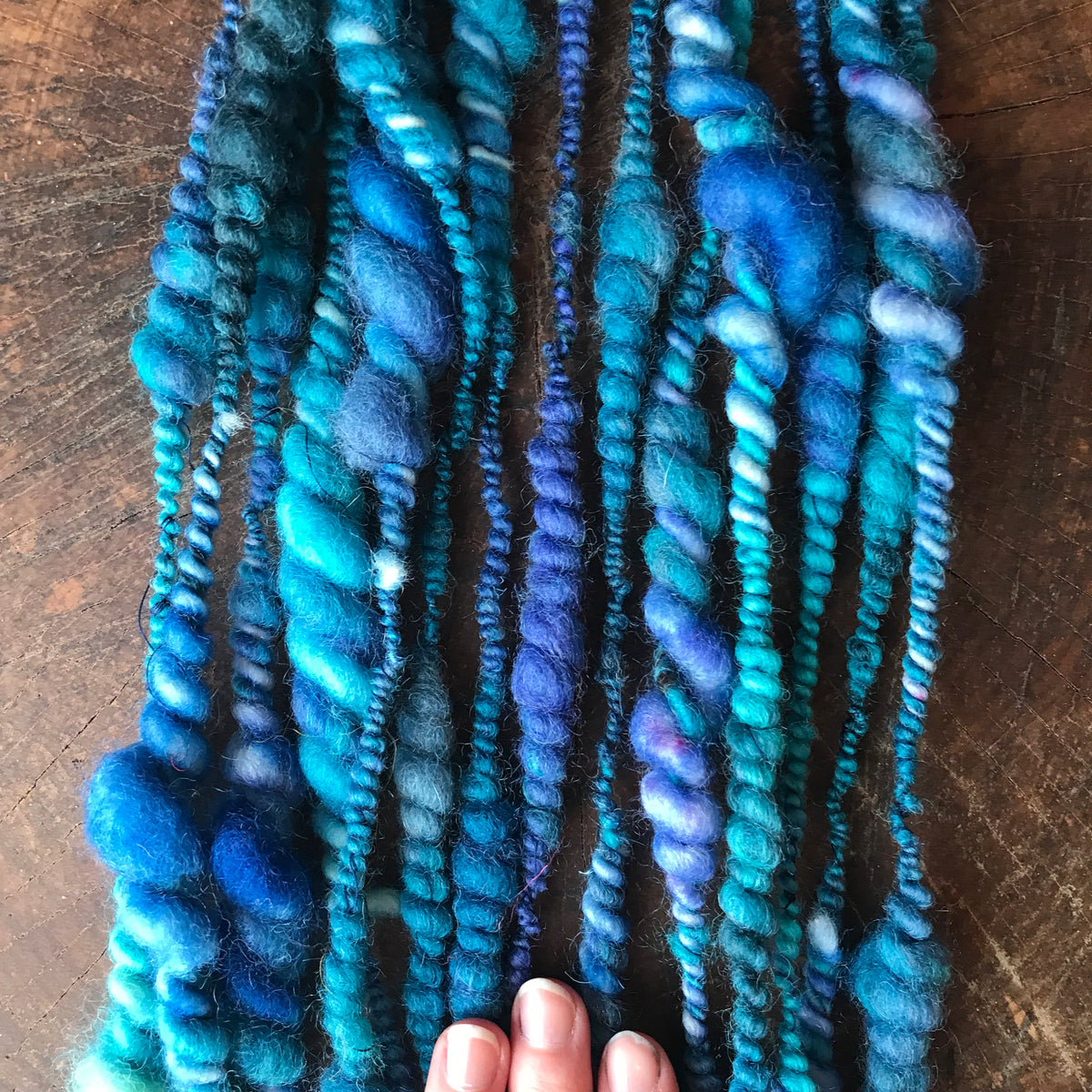 Blue  art yarn 100g - Mynoush