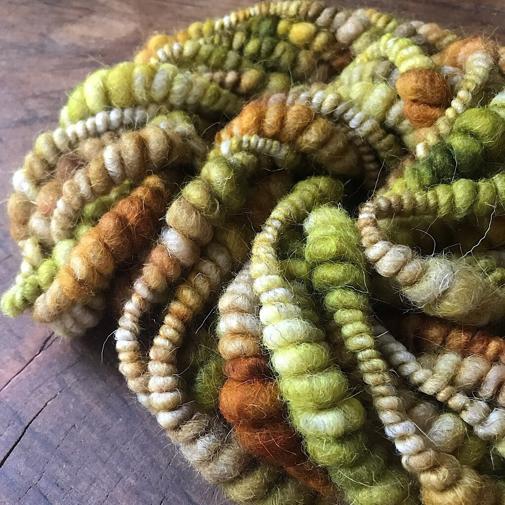 Early autumn weaving yarn