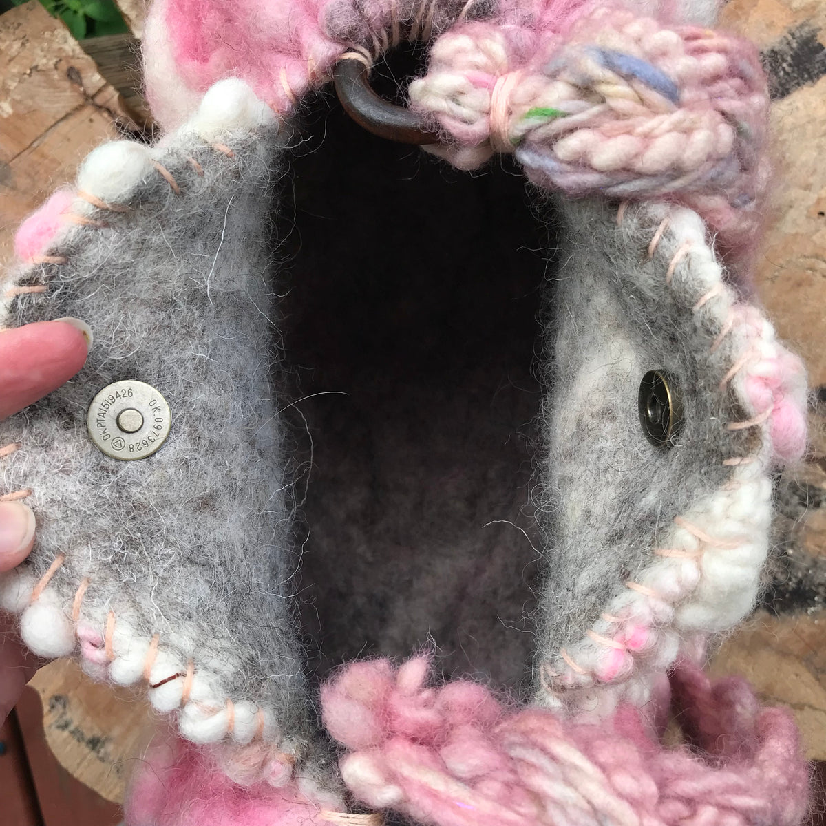 Pink Felted handbag | Sac en feutre - Mynoush