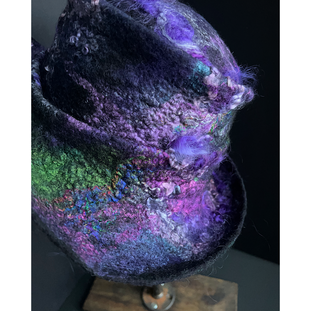 Felted hat size 23.5”