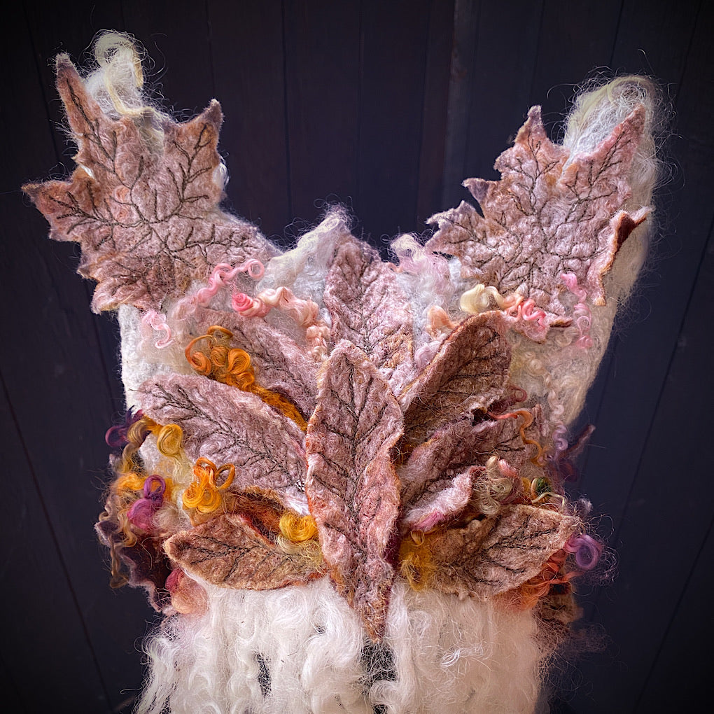 L’esprit des bois felted hood 2 size 23“