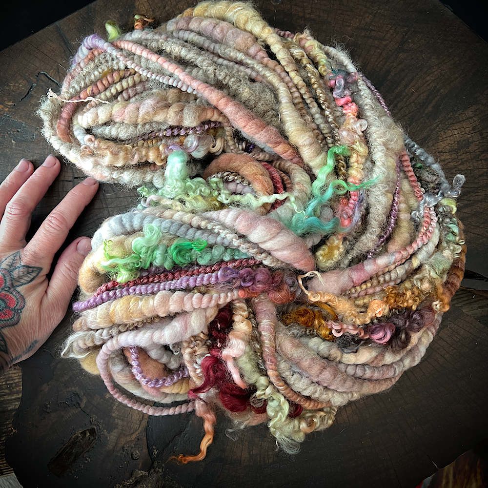 Golden rose - set of jumbo art yarn