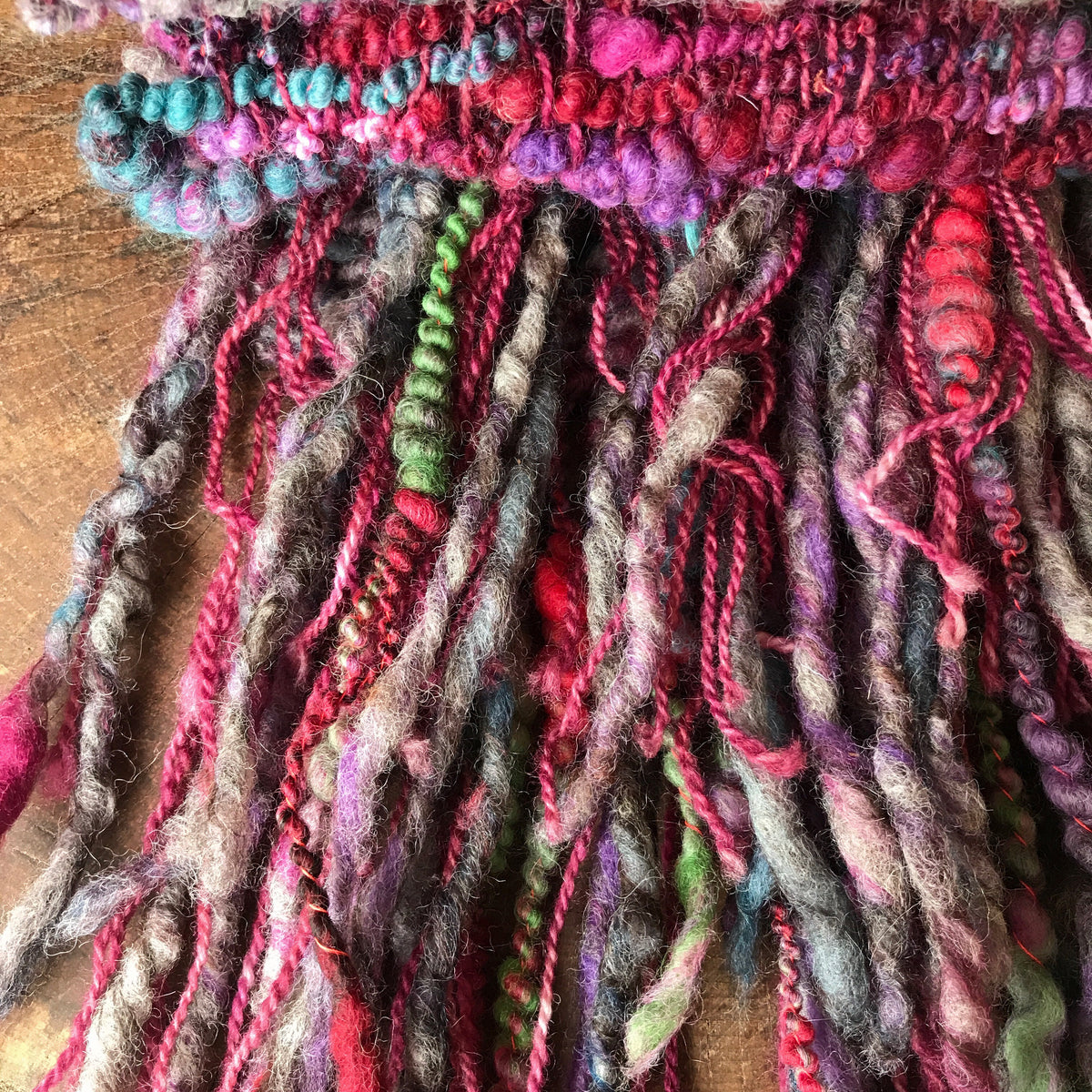 Charcoal scarf 100% Wool - Foulard  100% laine gris charcoal - Mynoush