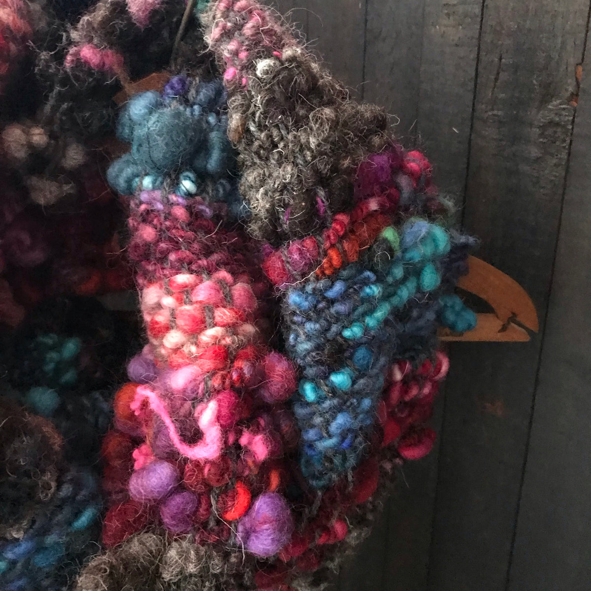 Black scarf 100% Wool - Foulard 100% laine noir - Mynoush