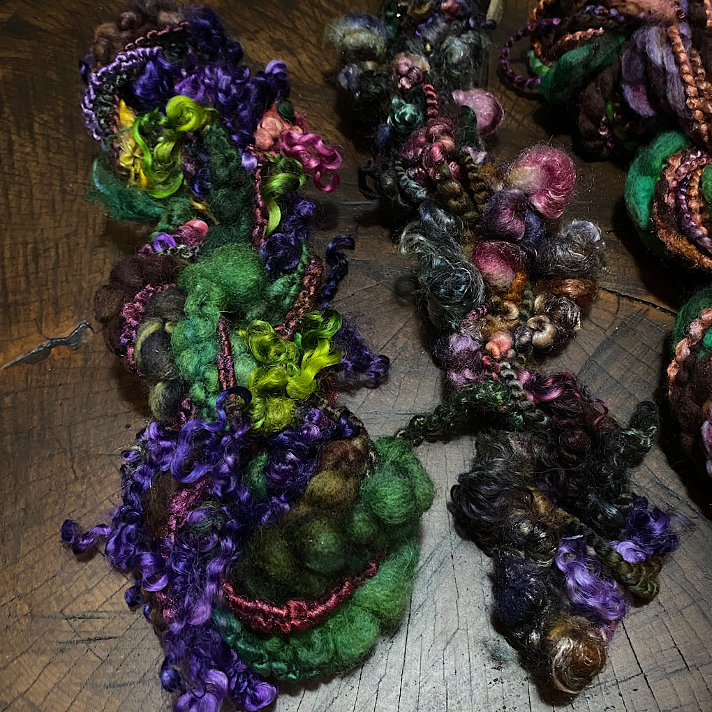 « The peculiar» yarn set