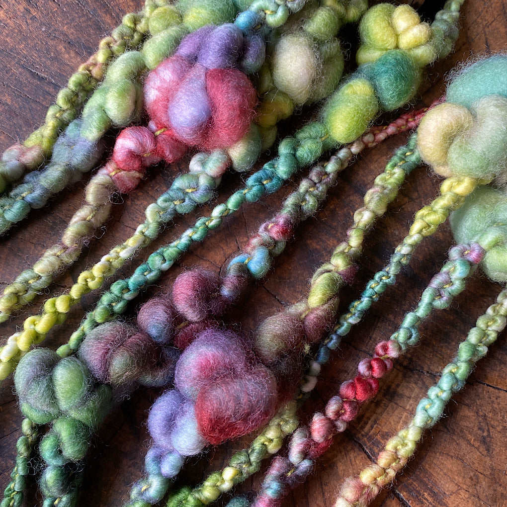 Sauterelle Jumbo boucle  Art yarn