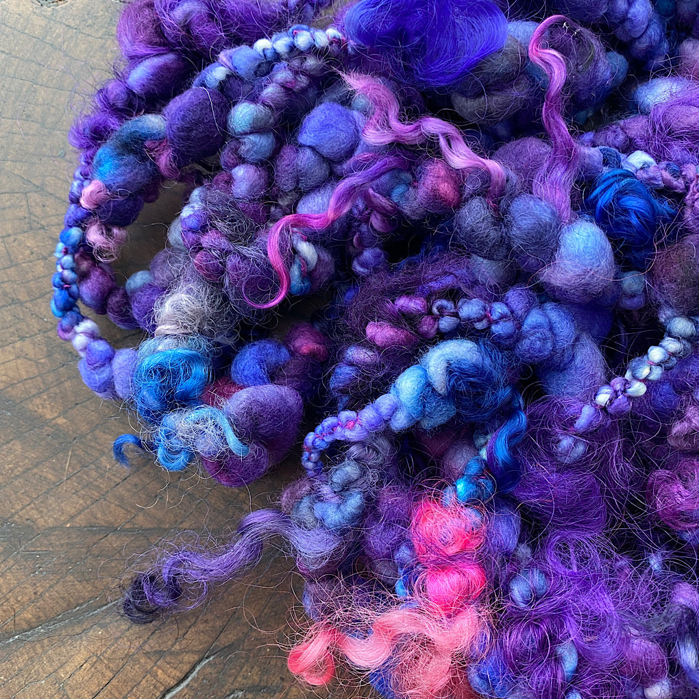 Morticia - Jumbo boucle Art yarn